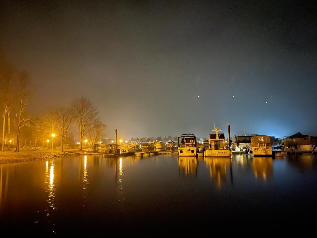 Hausboot Leukermeer Well Well  Eksteriør bilde